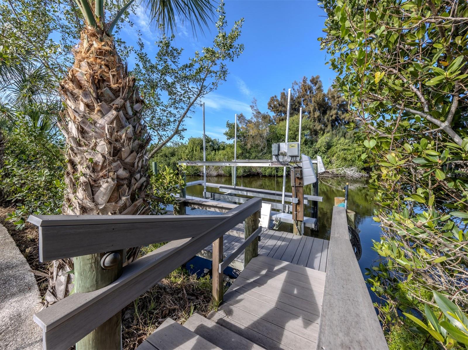 COTTAGES/CURRY CRK - Residential