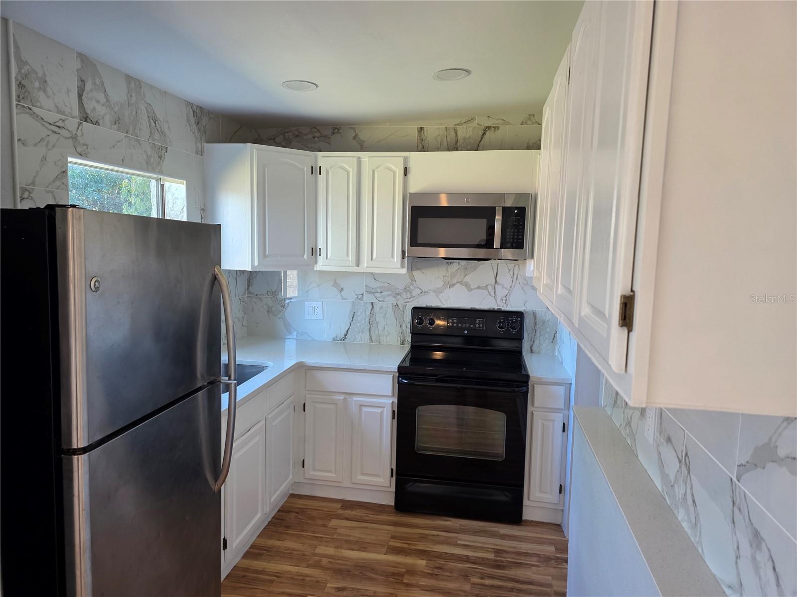 PINE GROVE ESTATES - Residential