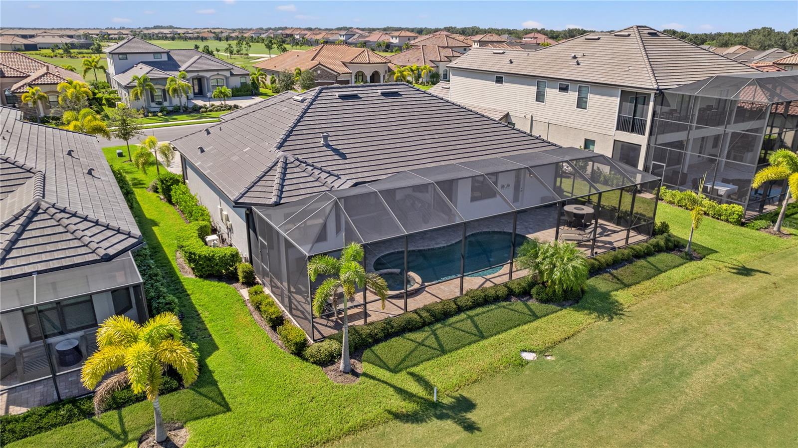 LAKEWOOD NATIONAL - Residential Lease