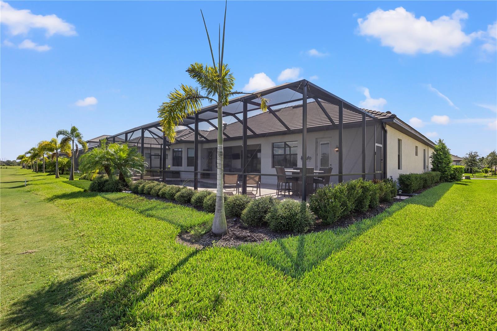 LAKEWOOD NATIONAL - Residential Lease