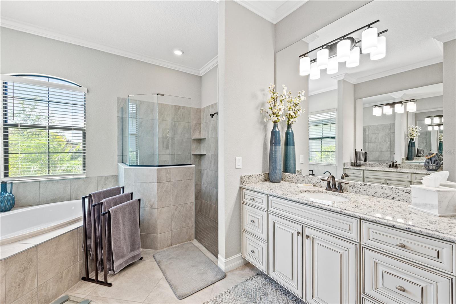 LAKEWOOD NATIONAL - Residential Lease