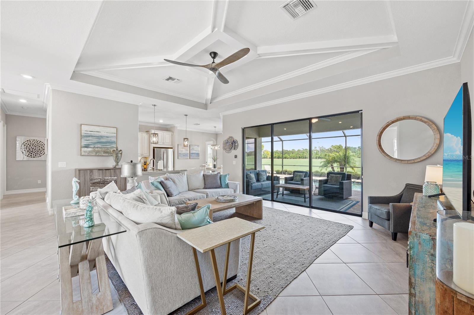 LAKEWOOD NATIONAL - Residential Lease