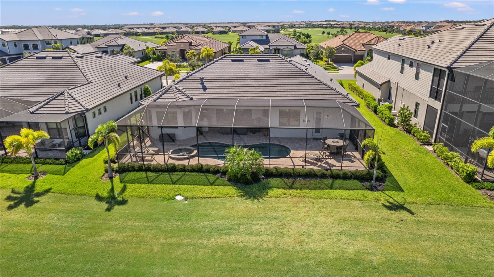 LAKEWOOD NATIONAL - Residential Lease