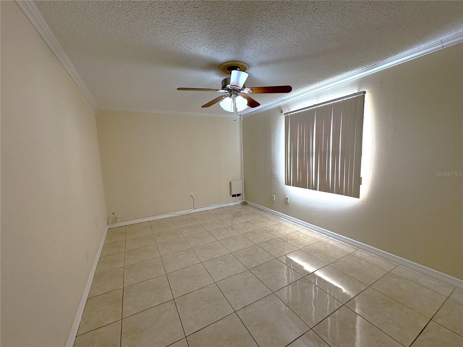 THE GREENS OF TOWNN COUNTRY - Residential Lease