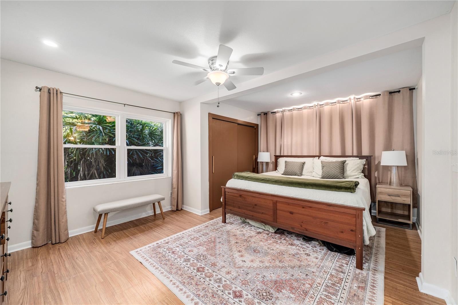 PERSHING TERRACE FIRST ADD - Residential