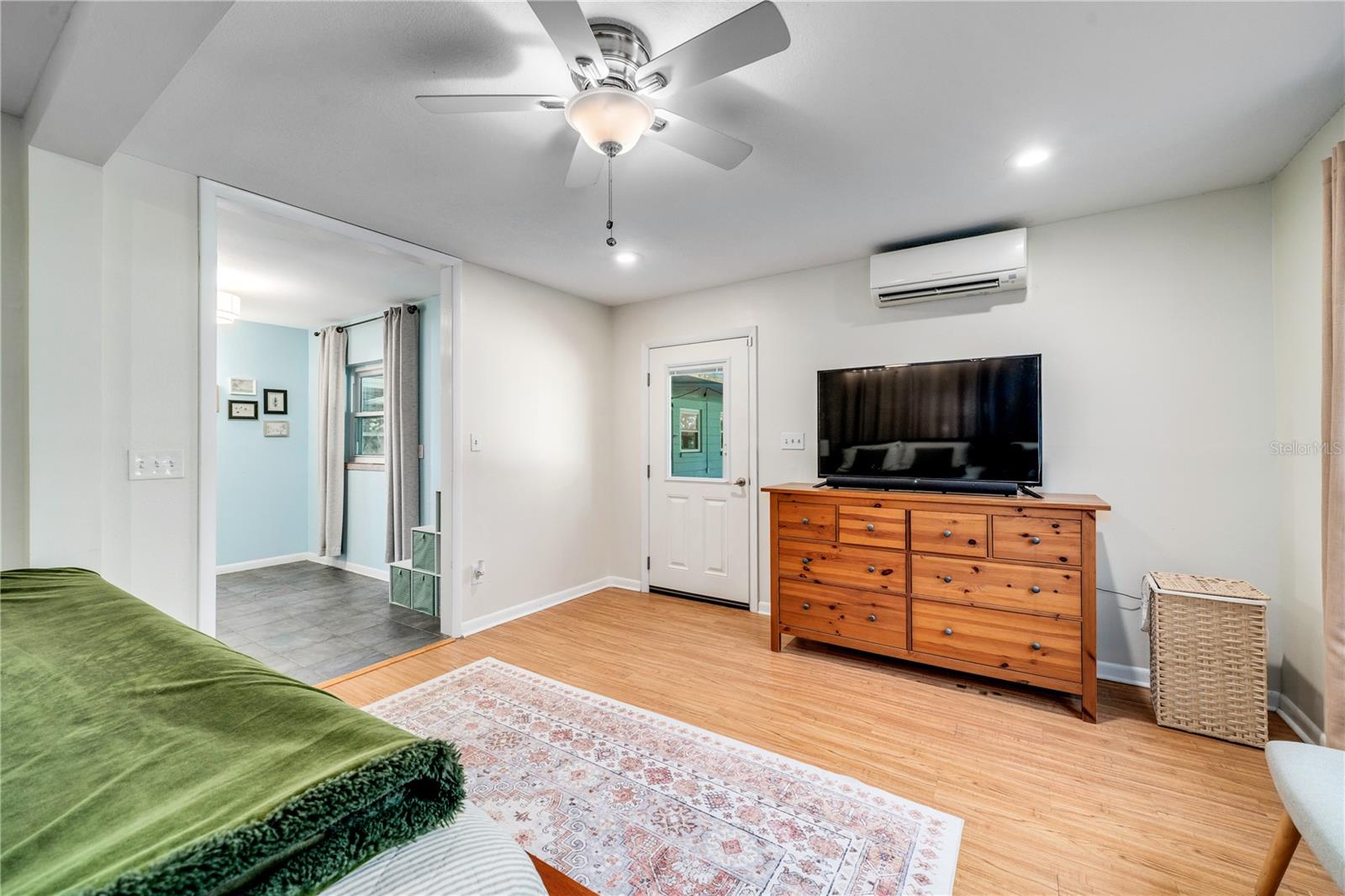 PERSHING TERRACE FIRST ADD - Residential