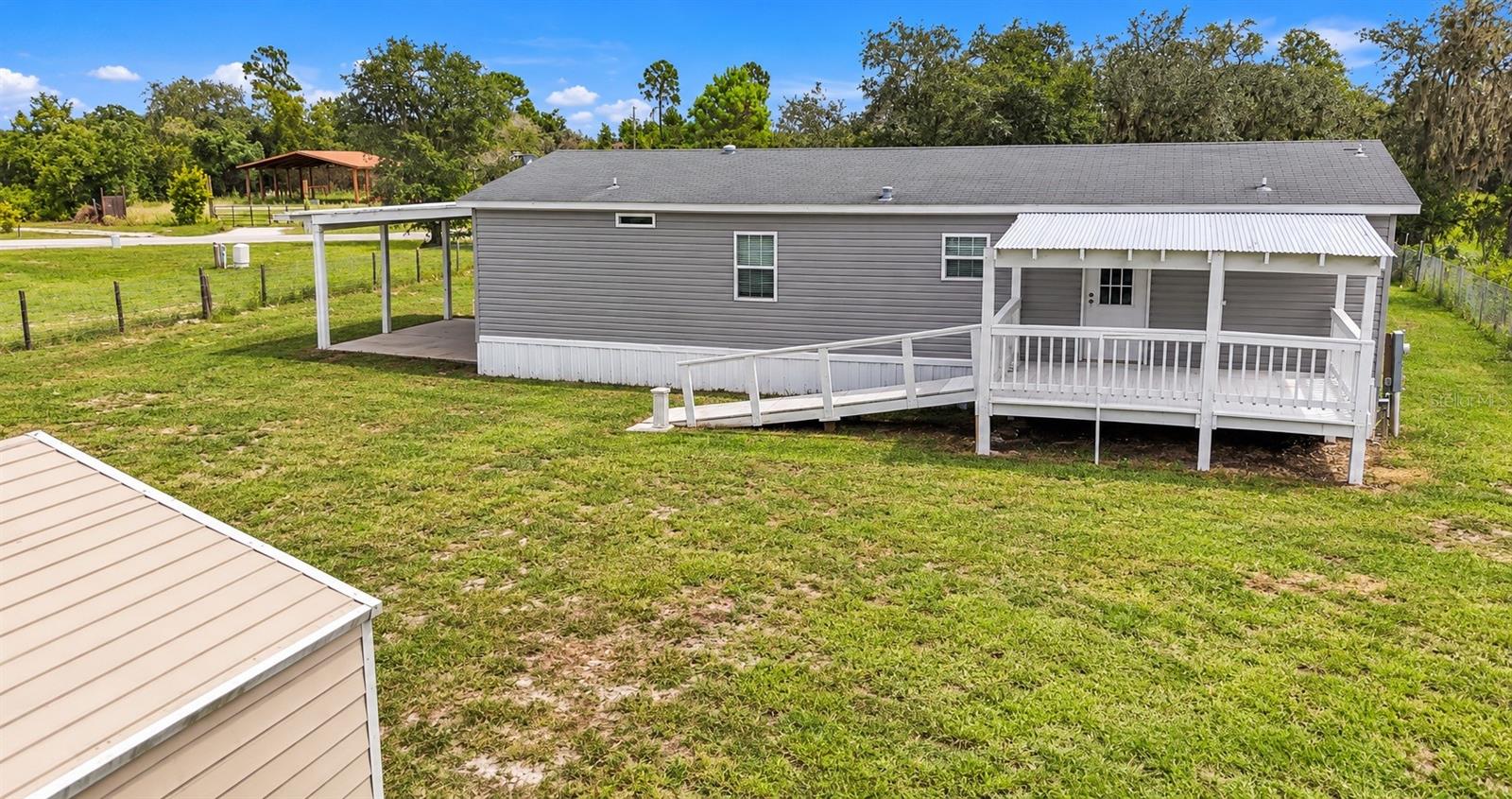3311 N HORSESHOE DRIVE
