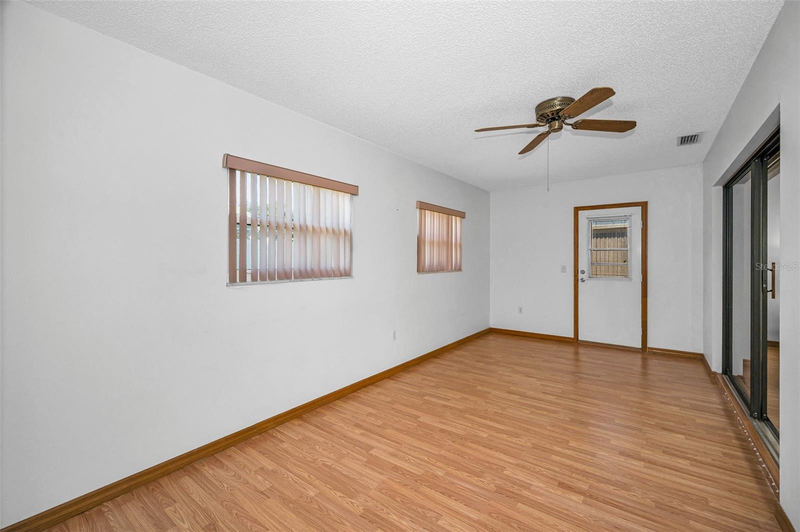 PARK LAKE ESTATES - Residential
