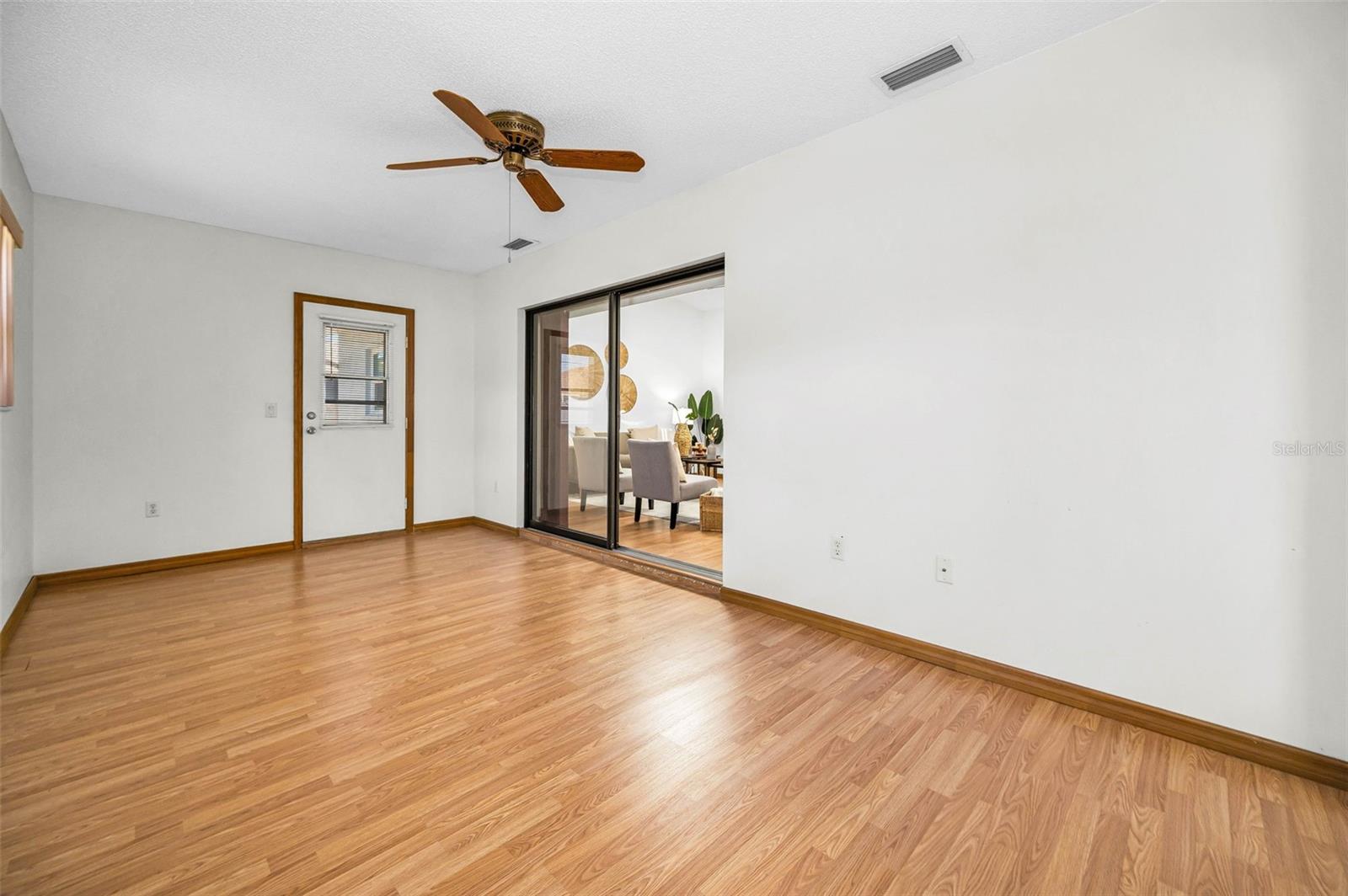 PARK LAKE ESTATES - Residential