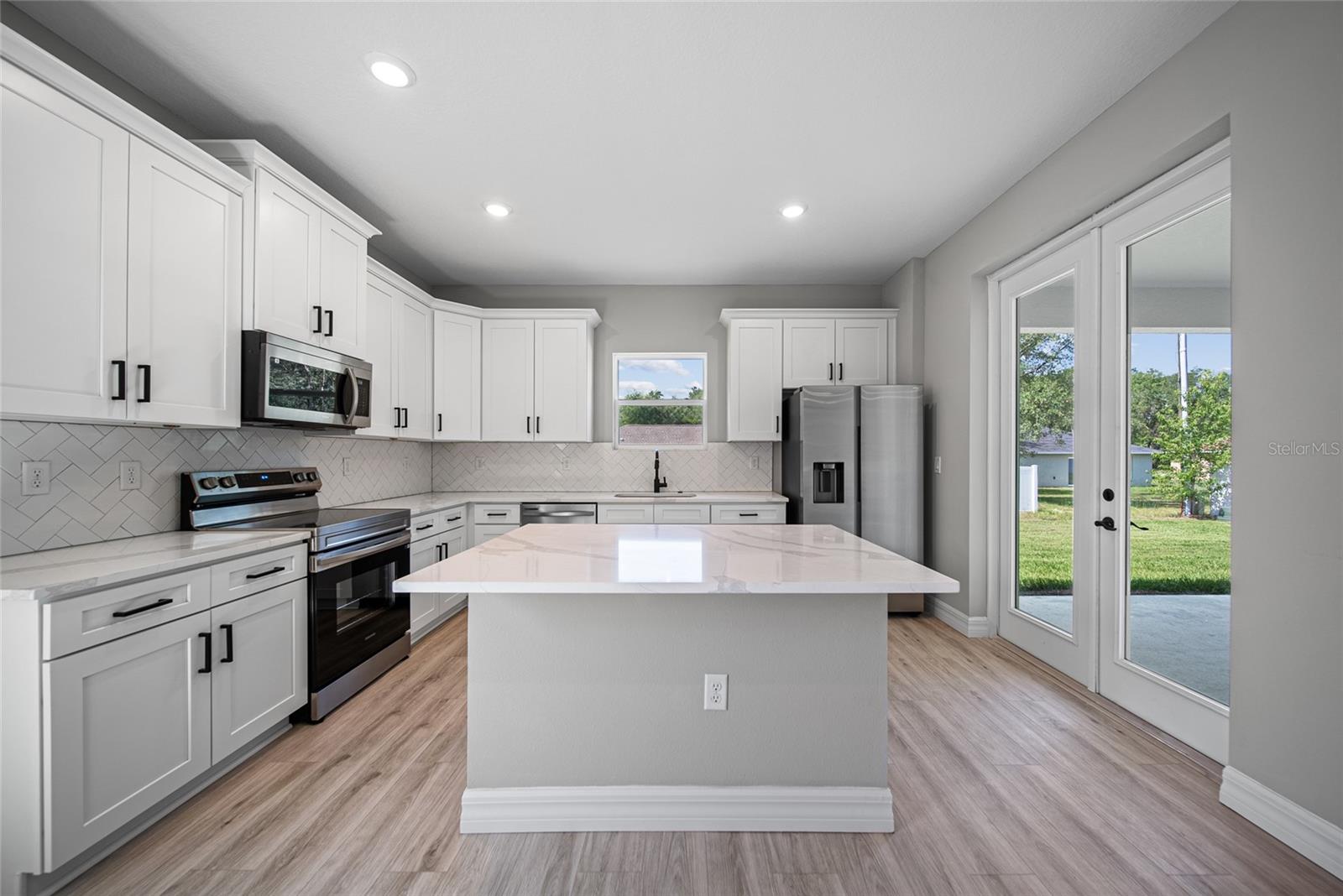 3944 SW 130TH LOOP
