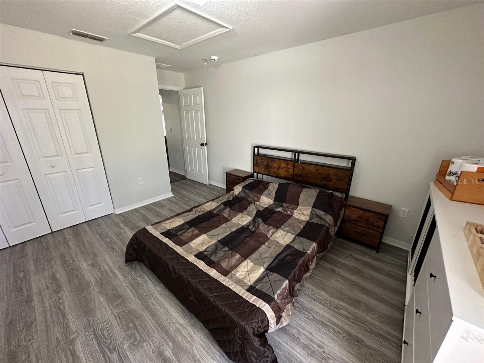 RAINBOW LAKES ESTATE - Residential