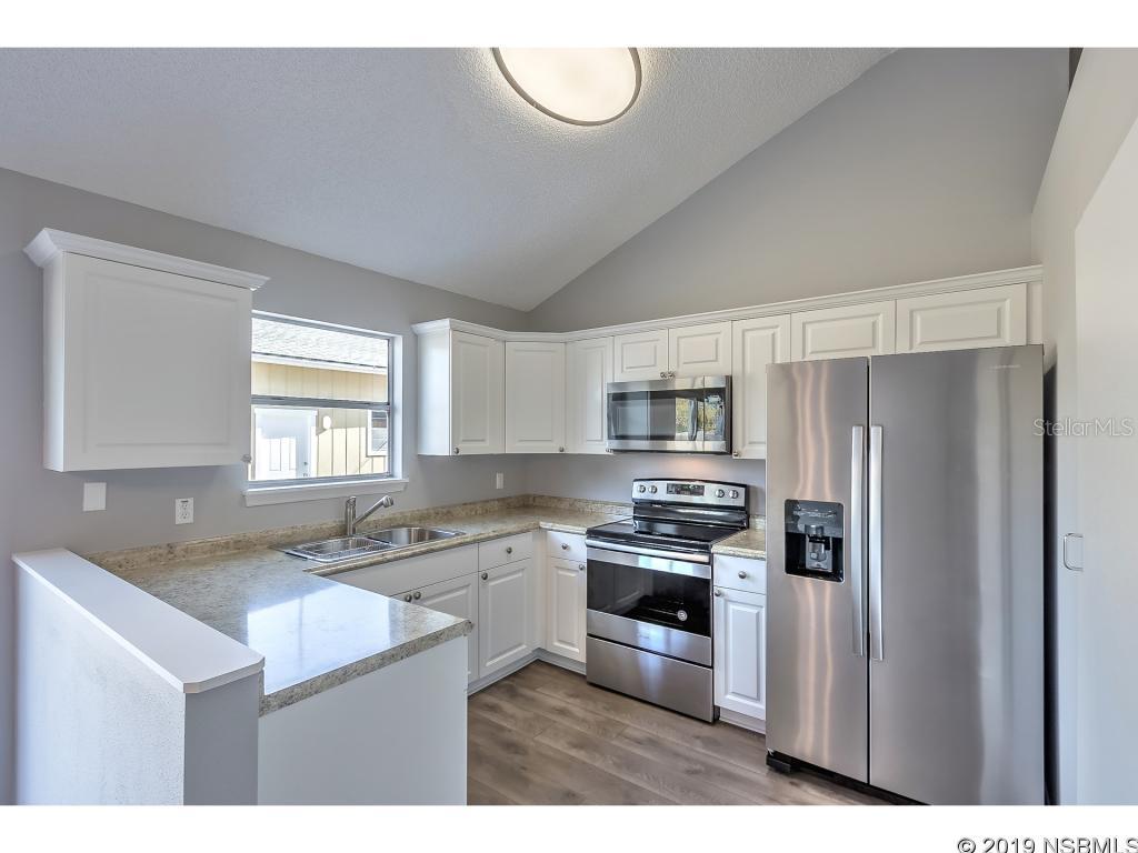 Florida Shores 01 - Residential