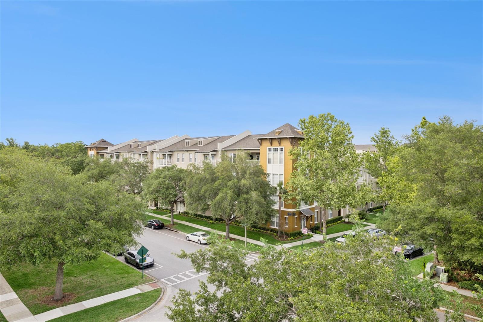 ARTISAN CLUB CONDO - Residential