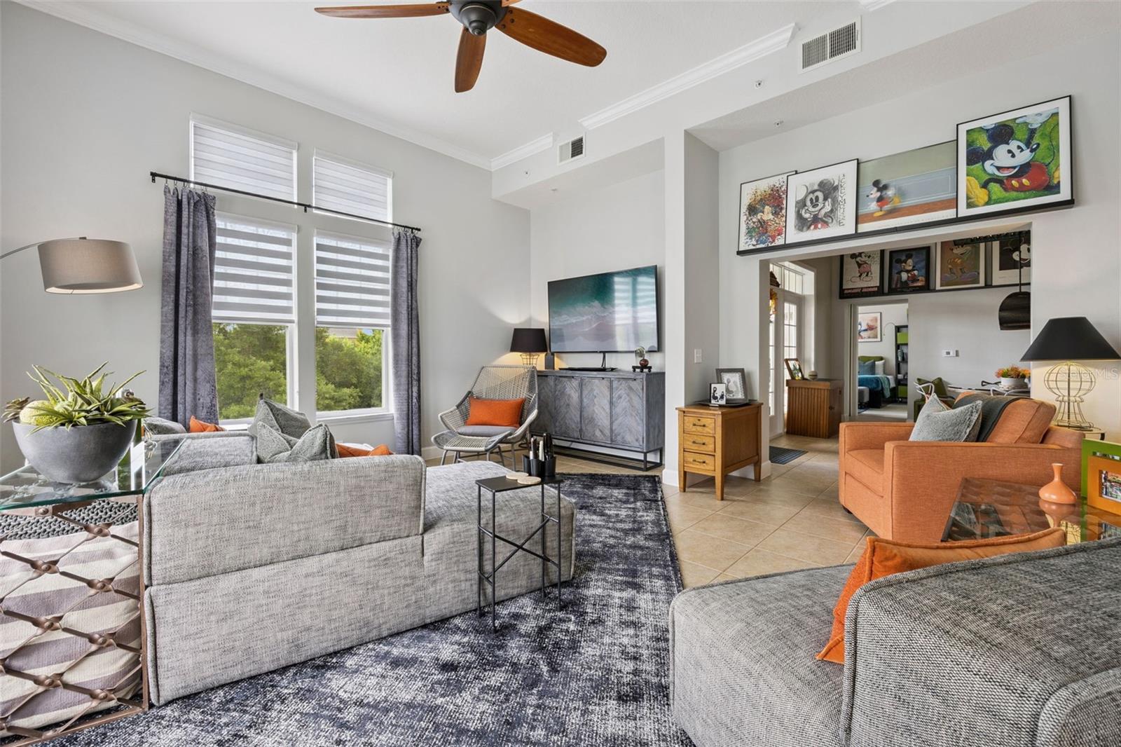 ARTISAN CLUB CONDO - Residential