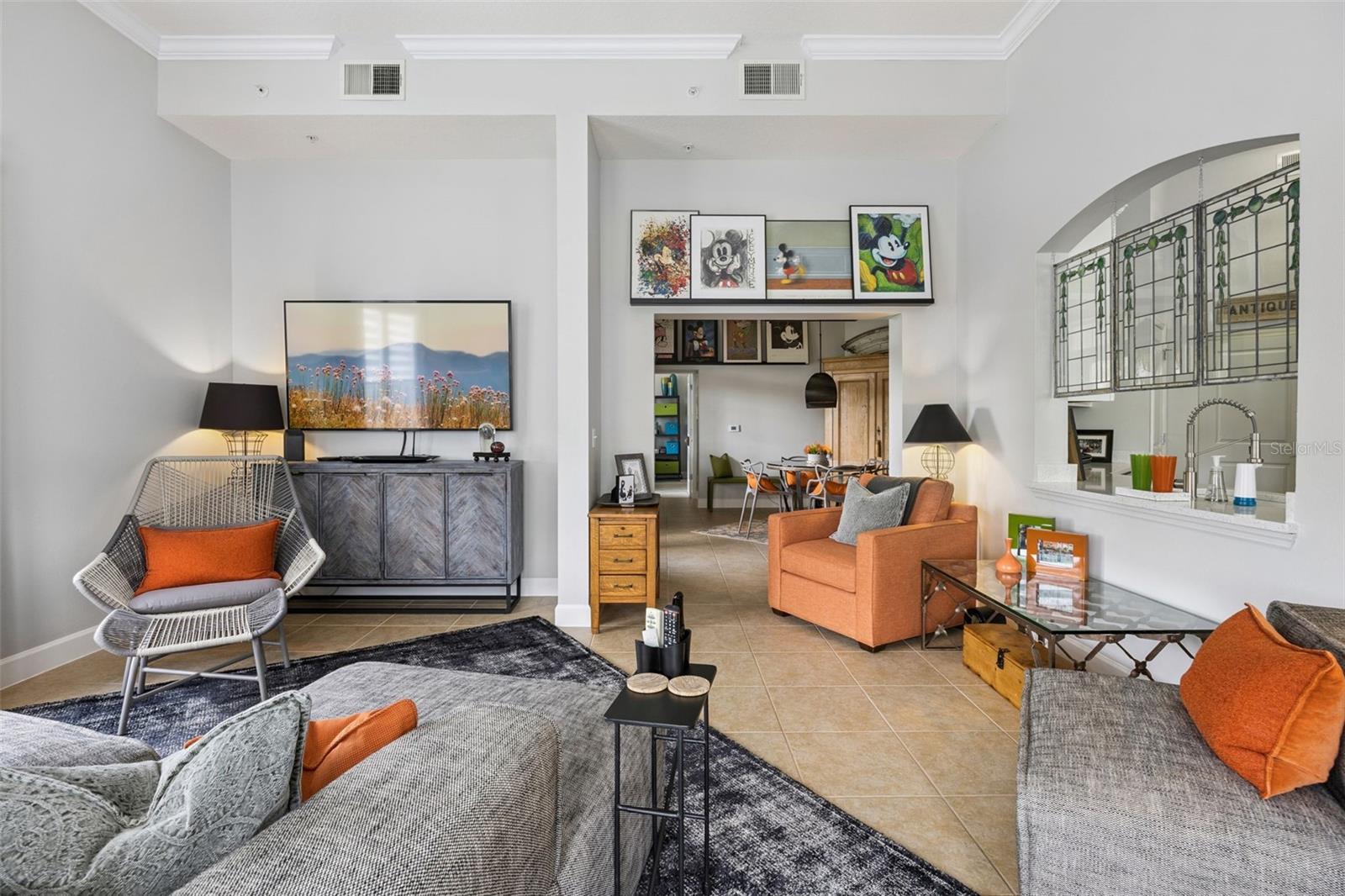 ARTISAN CLUB CONDO - Residential