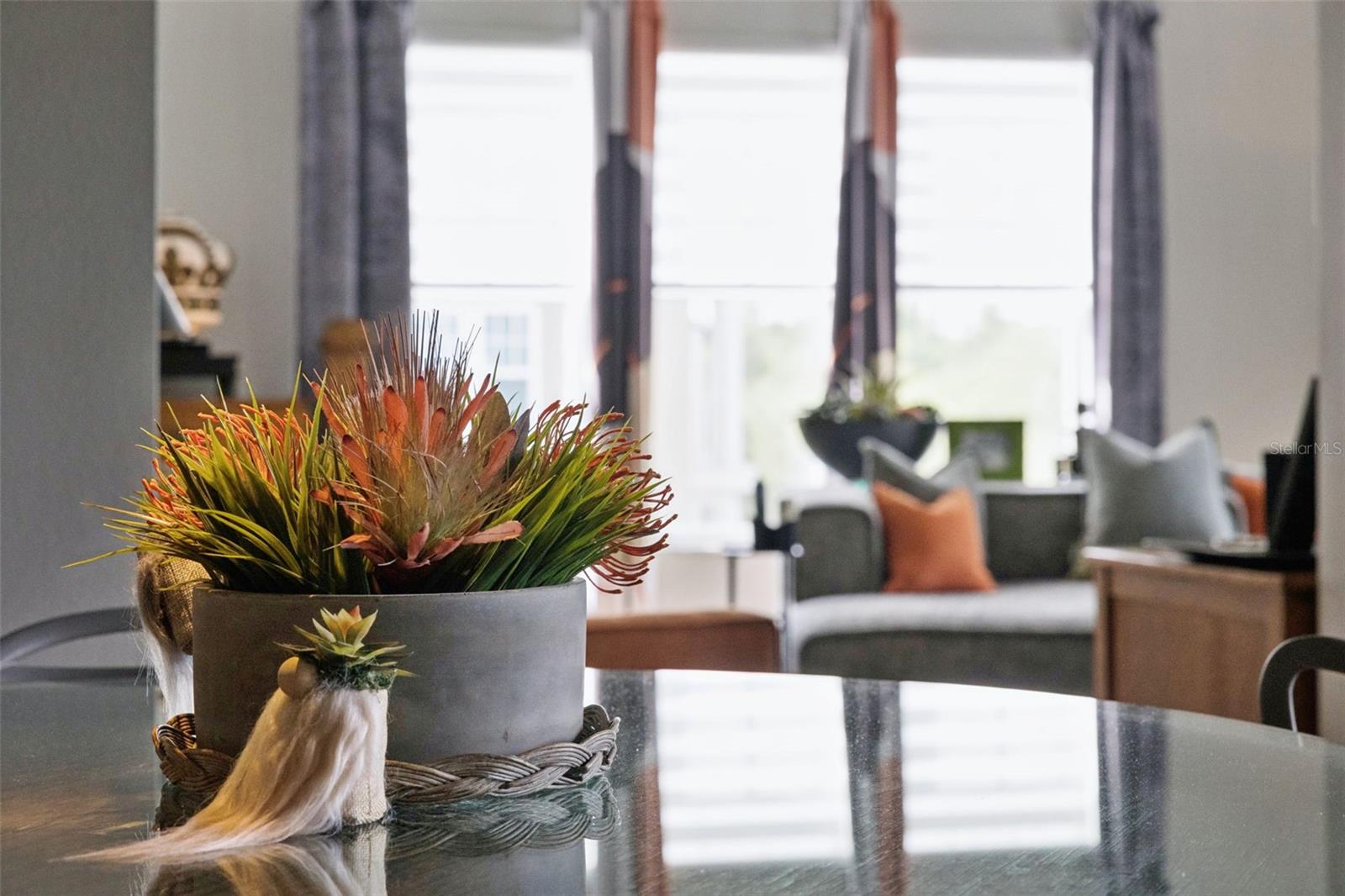 ARTISAN CLUB CONDO - Residential