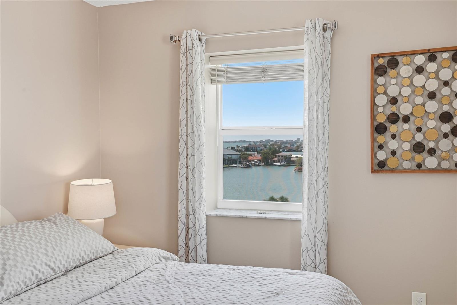 THREE PALMS POINTE CONDO - Residential