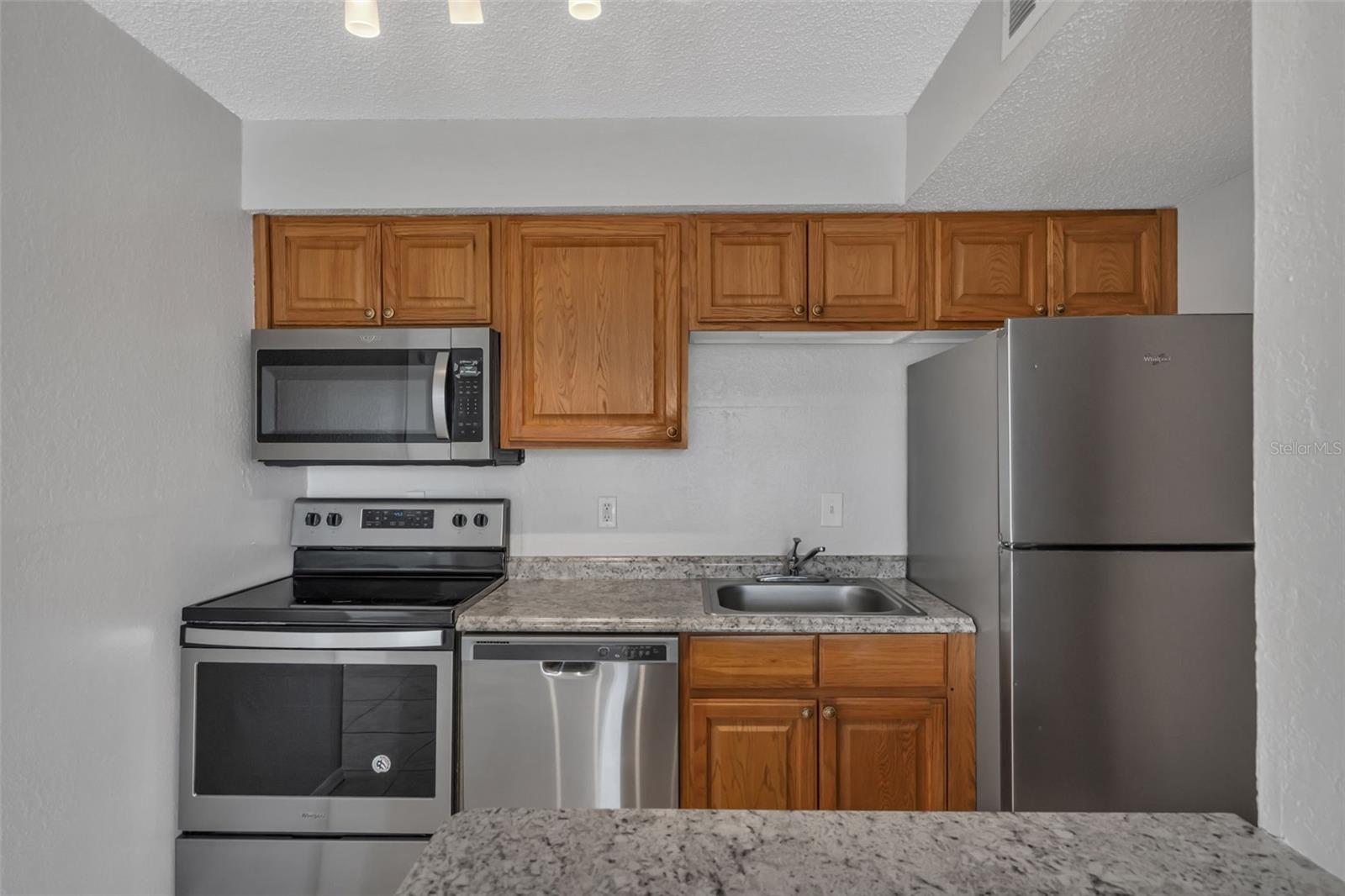 2216 GRAND CAYMAN COURT 1422