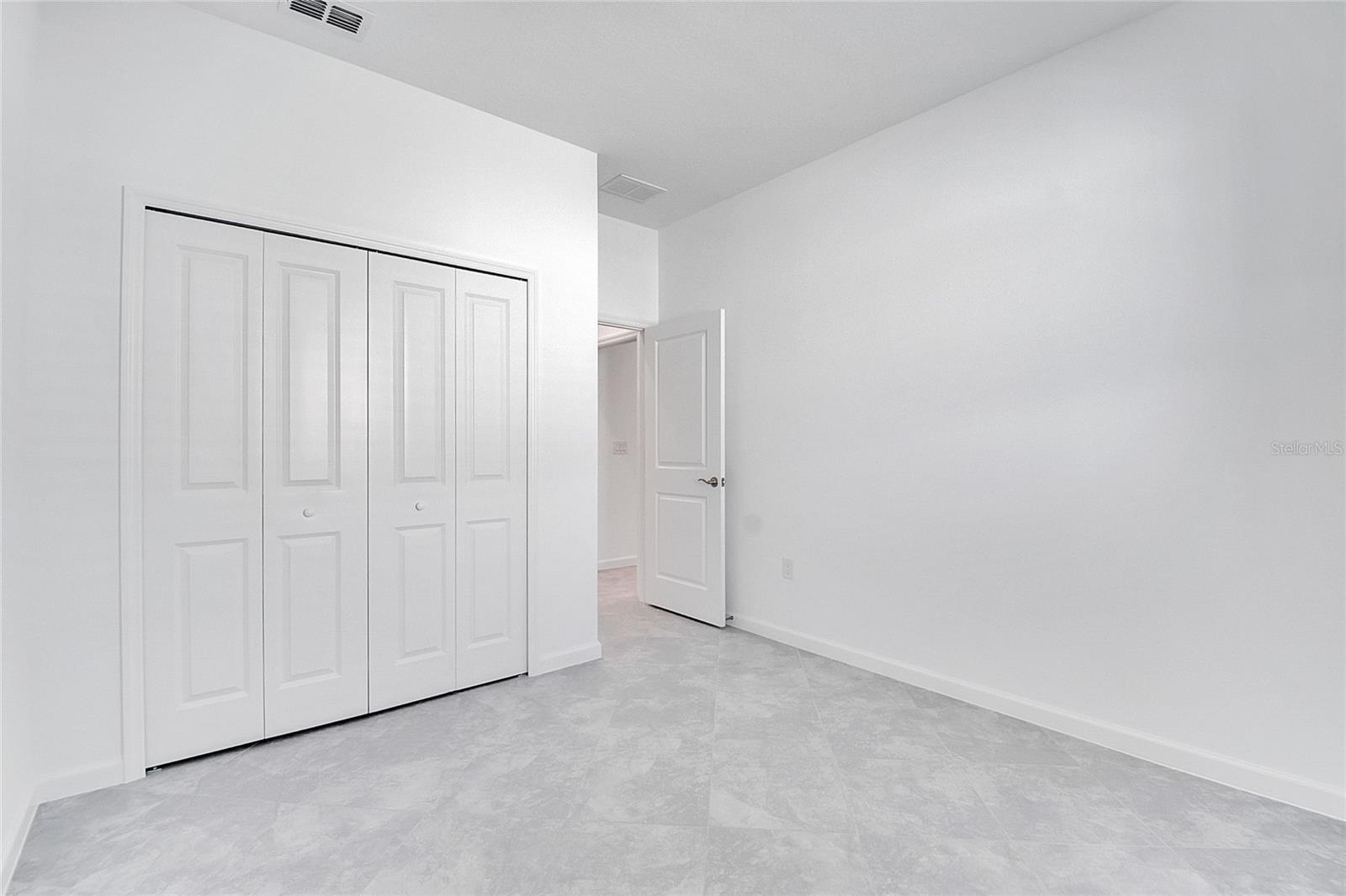 LATITUDE/DAYTONA BEACH PH 1 - Residential Lease