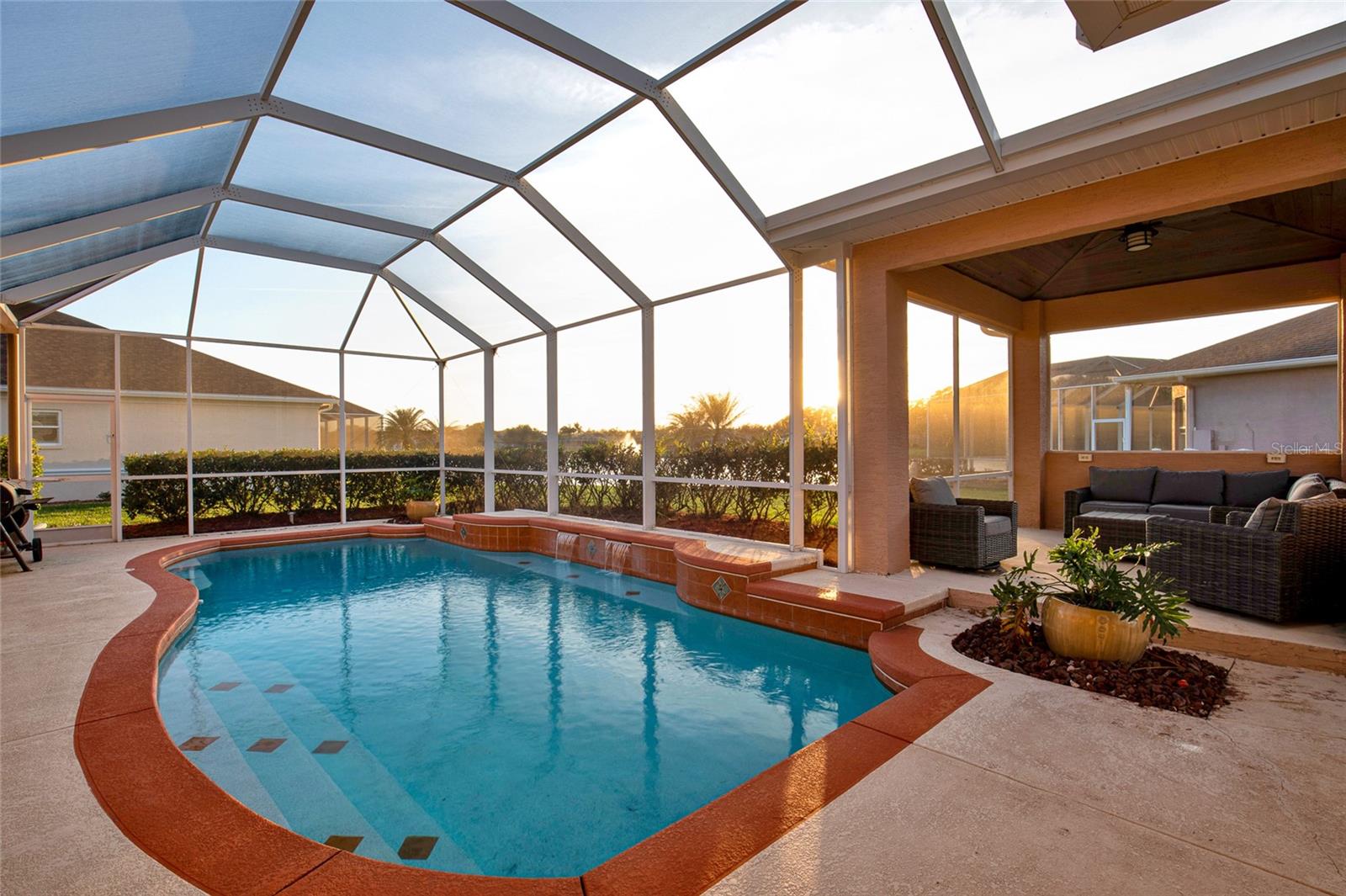 PROMENADE PARKE - Residential