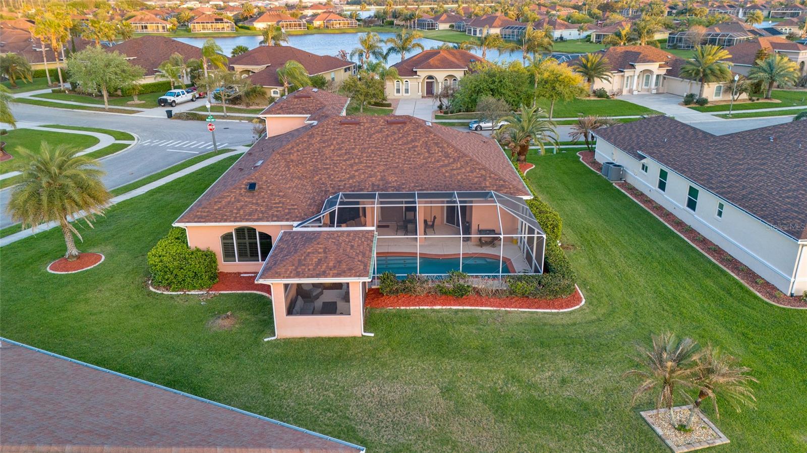 PROMENADE PARKE - Residential