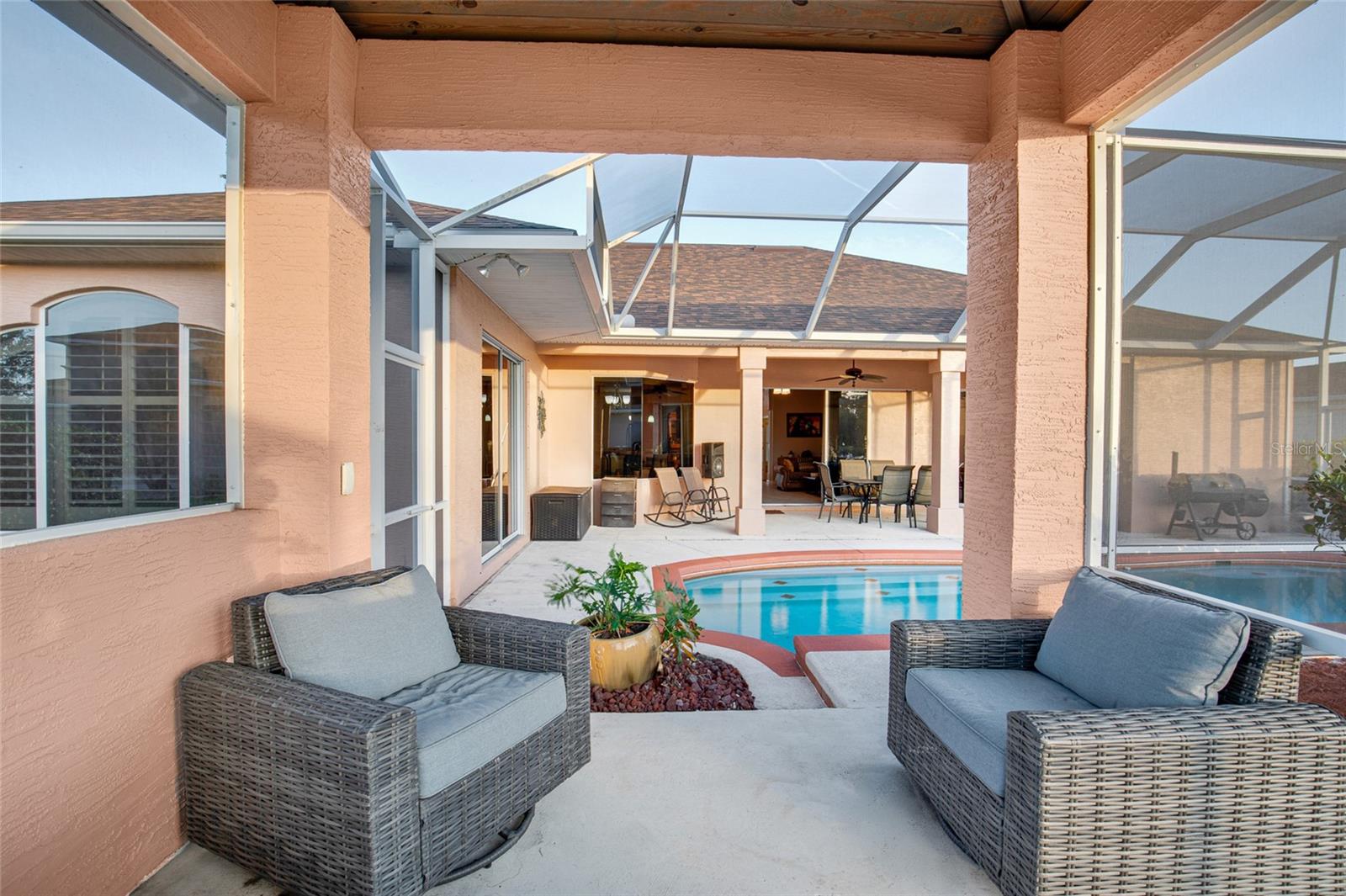 PROMENADE PARKE - Residential