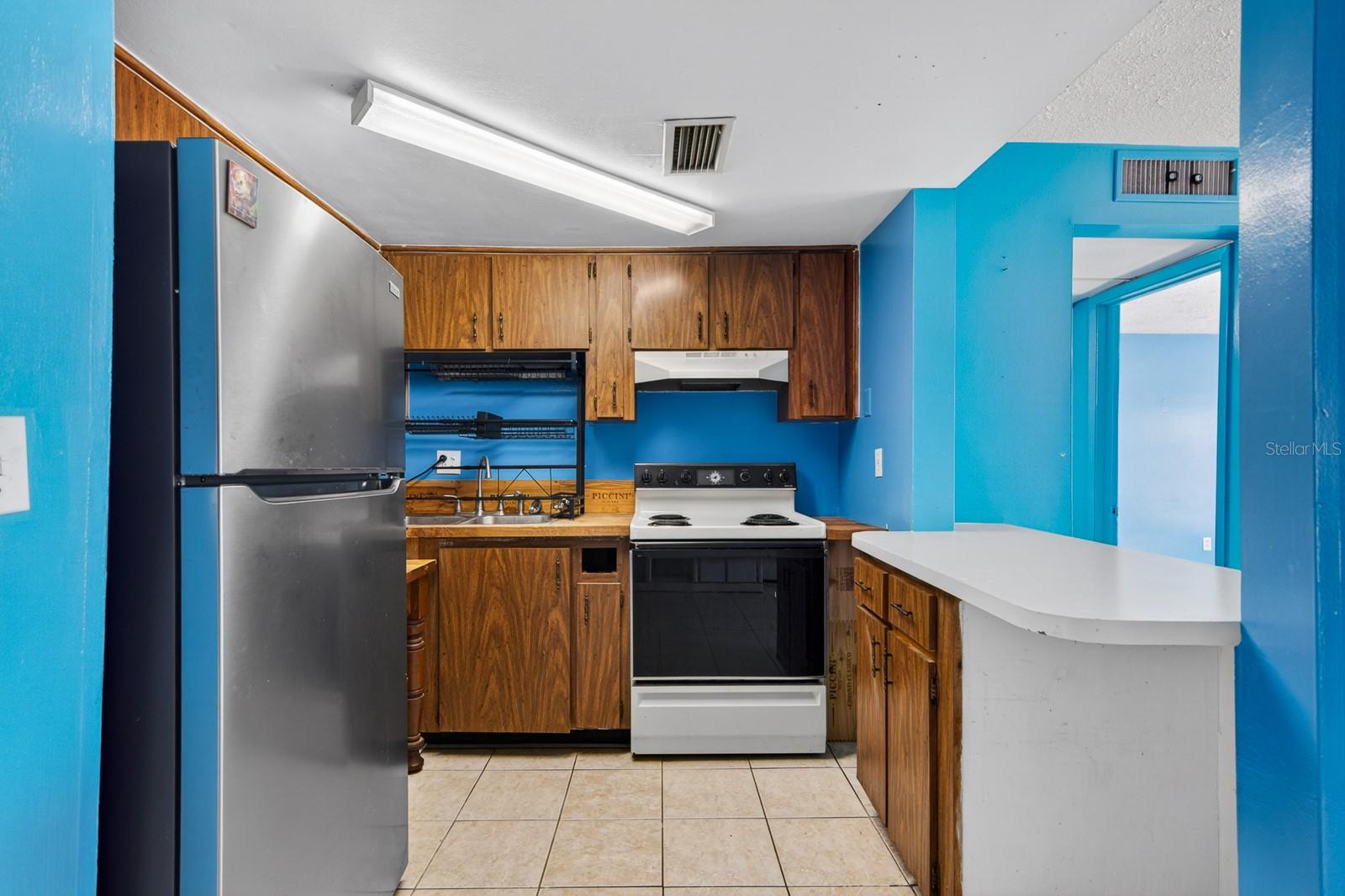 WHISPER LAKE A CONDO - Residential