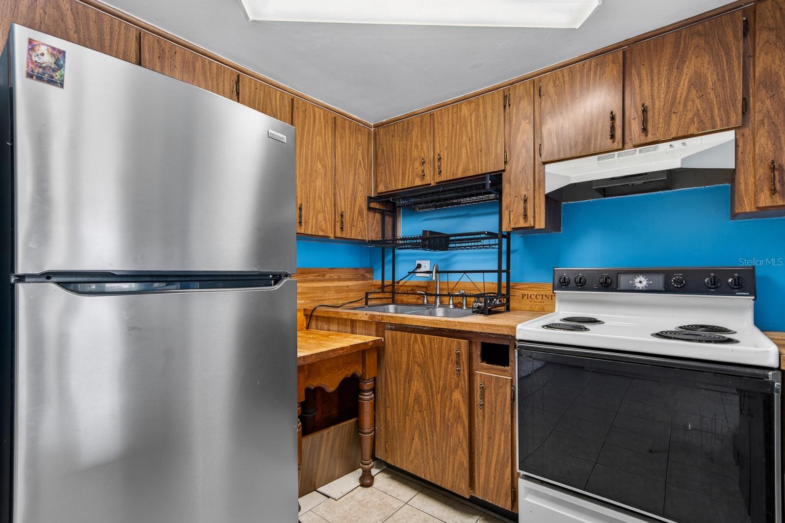 WHISPER LAKE A CONDO - Residential