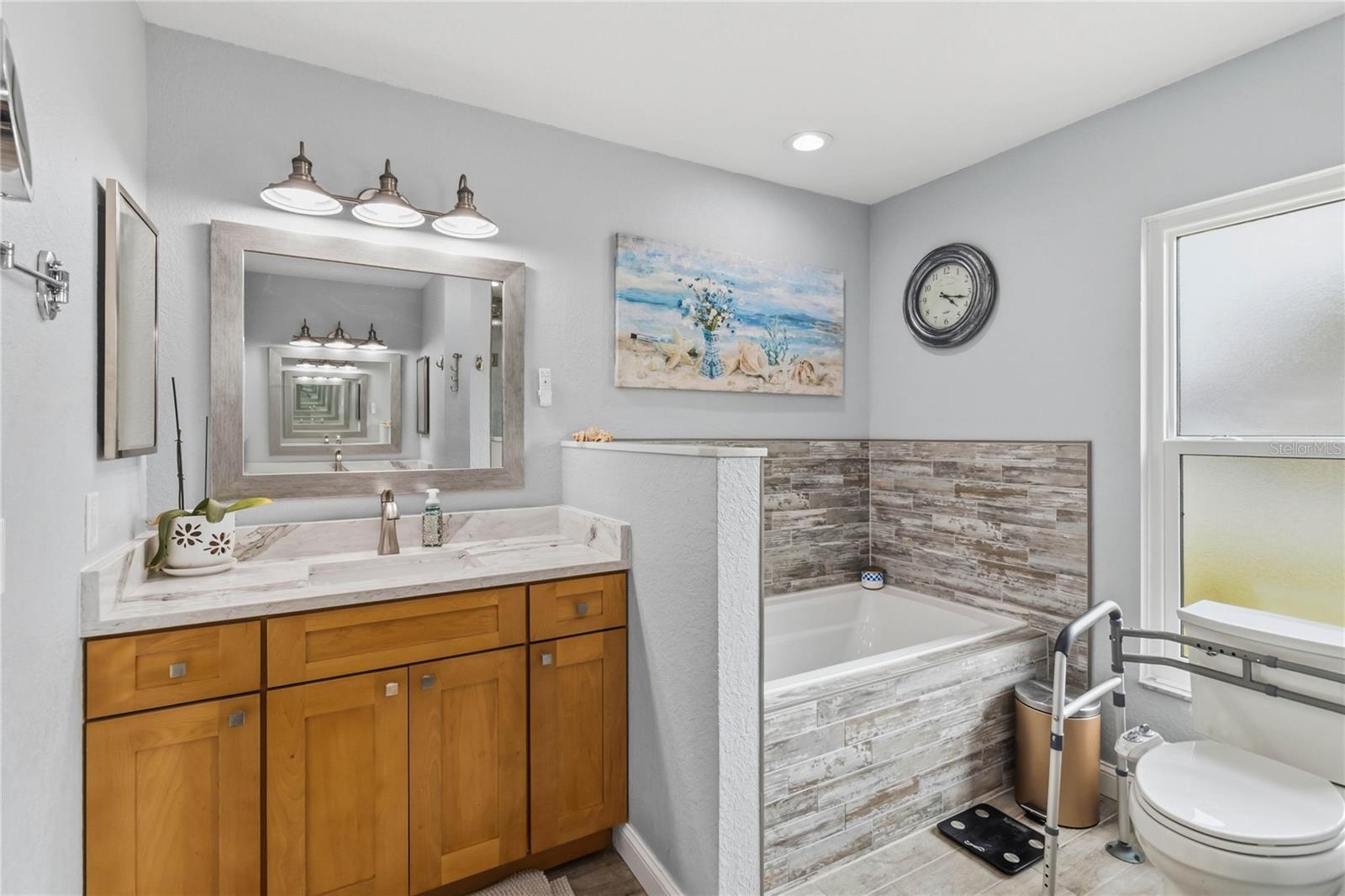 CANOE CREEK WOODS UNIT 2 - Residential