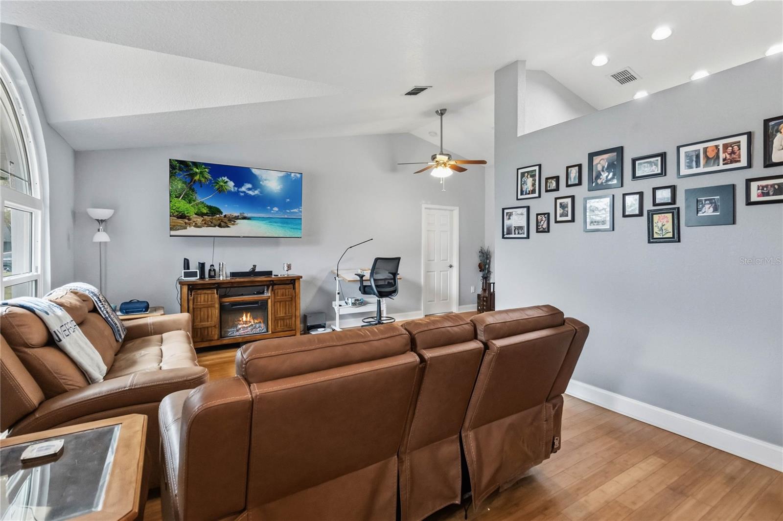 CANOE CREEK WOODS UNIT 2 - Residential