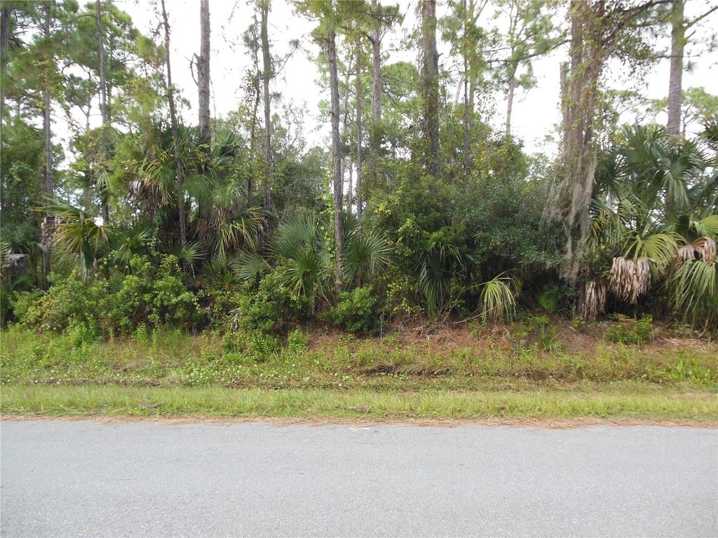 Photo of 7 Concinna Street, North Port, FL 34288 (MLS # C7509481)