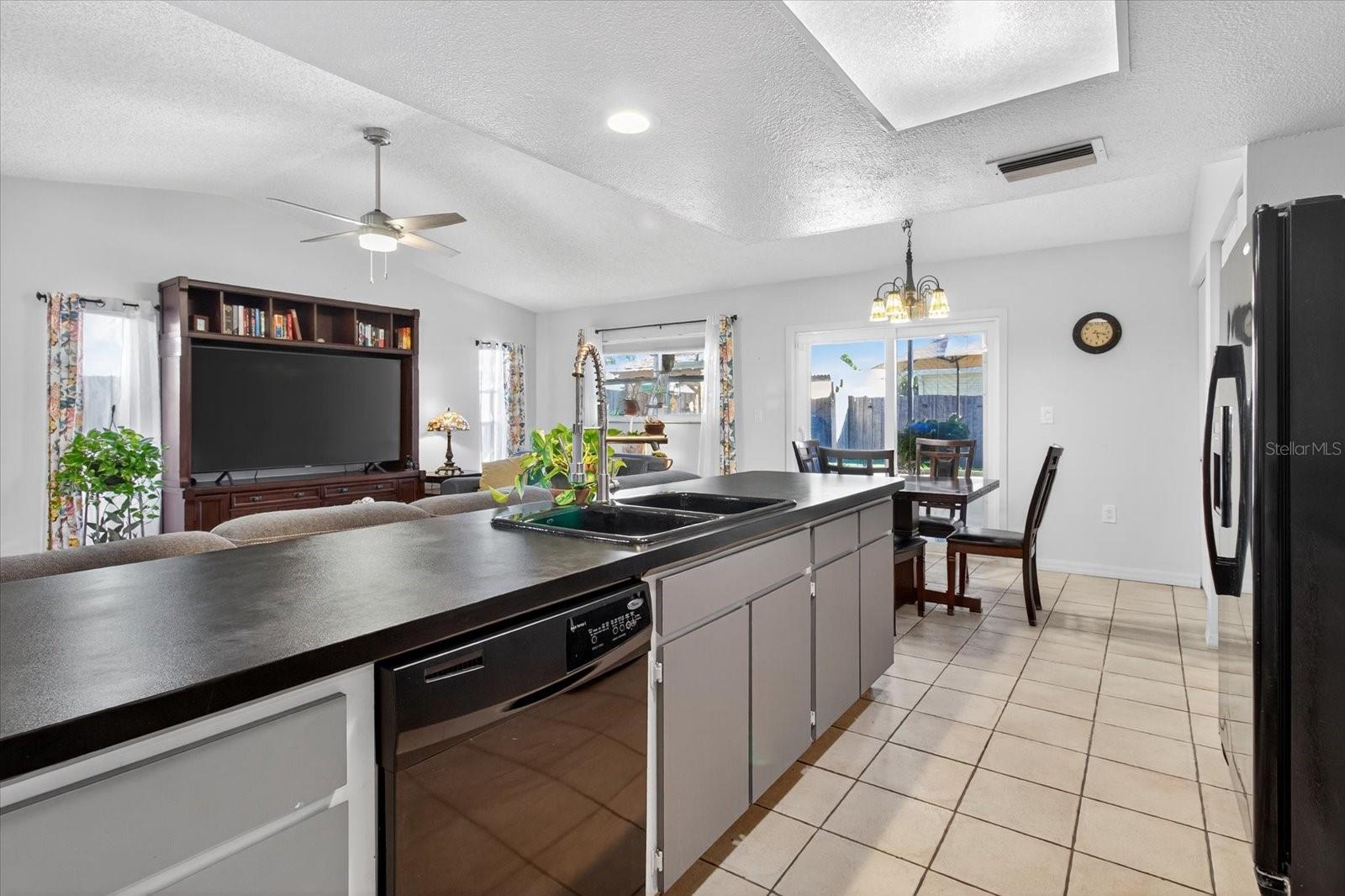 BEACON RUN-UNIT 1 - Residential