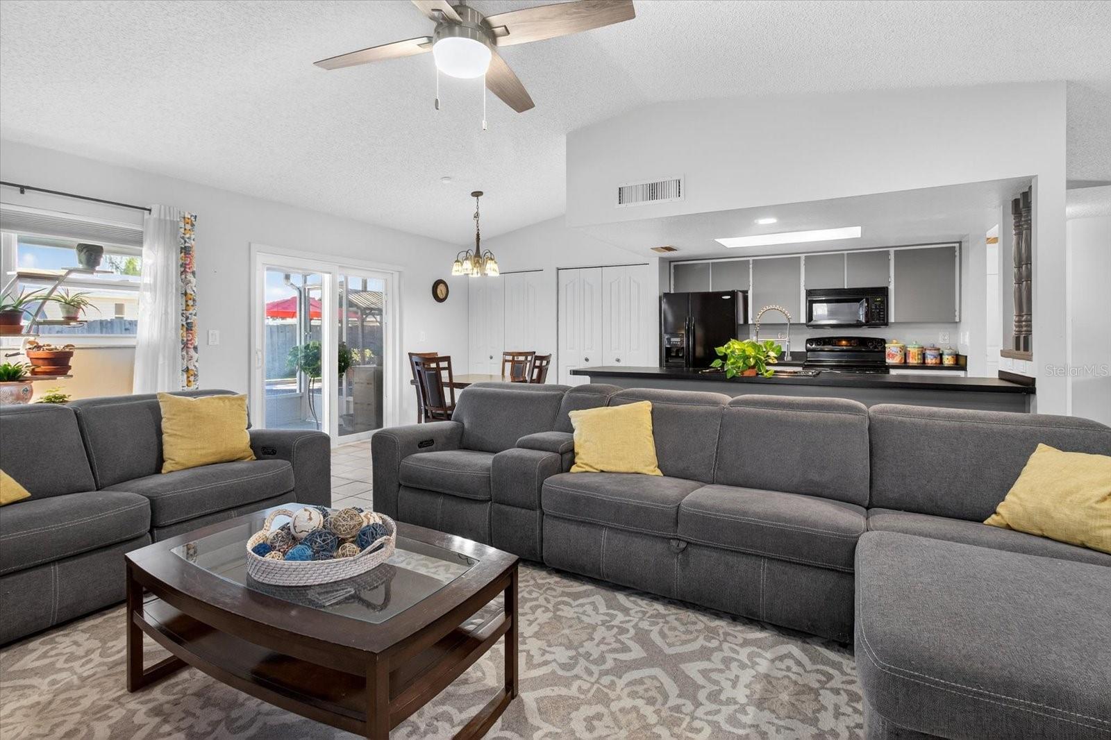 BEACON RUN-UNIT 1 - Residential