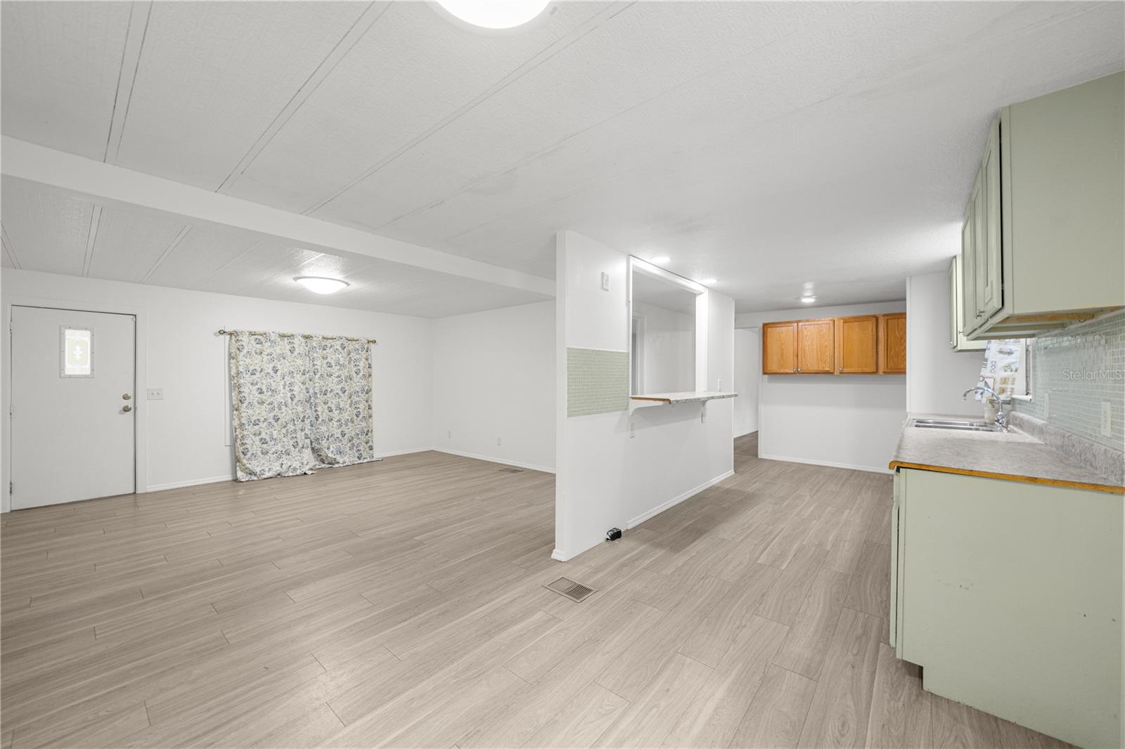 UN 4/THE MDWS - Residential