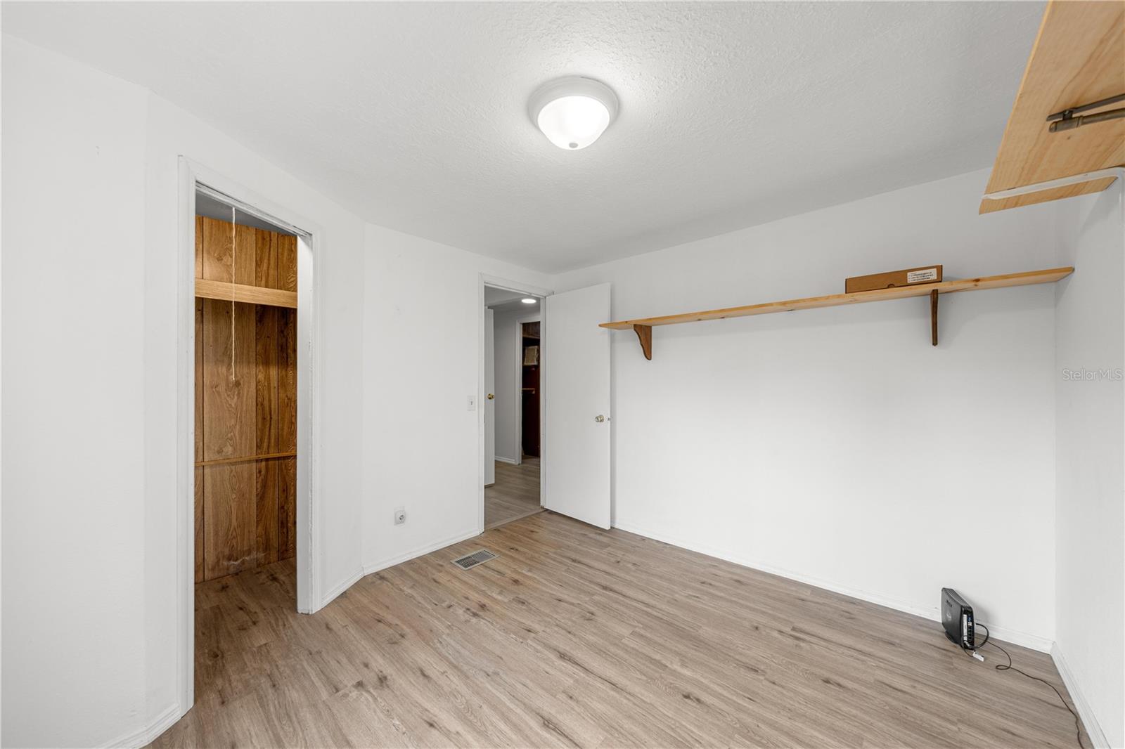 UN 4/THE MDWS - Residential