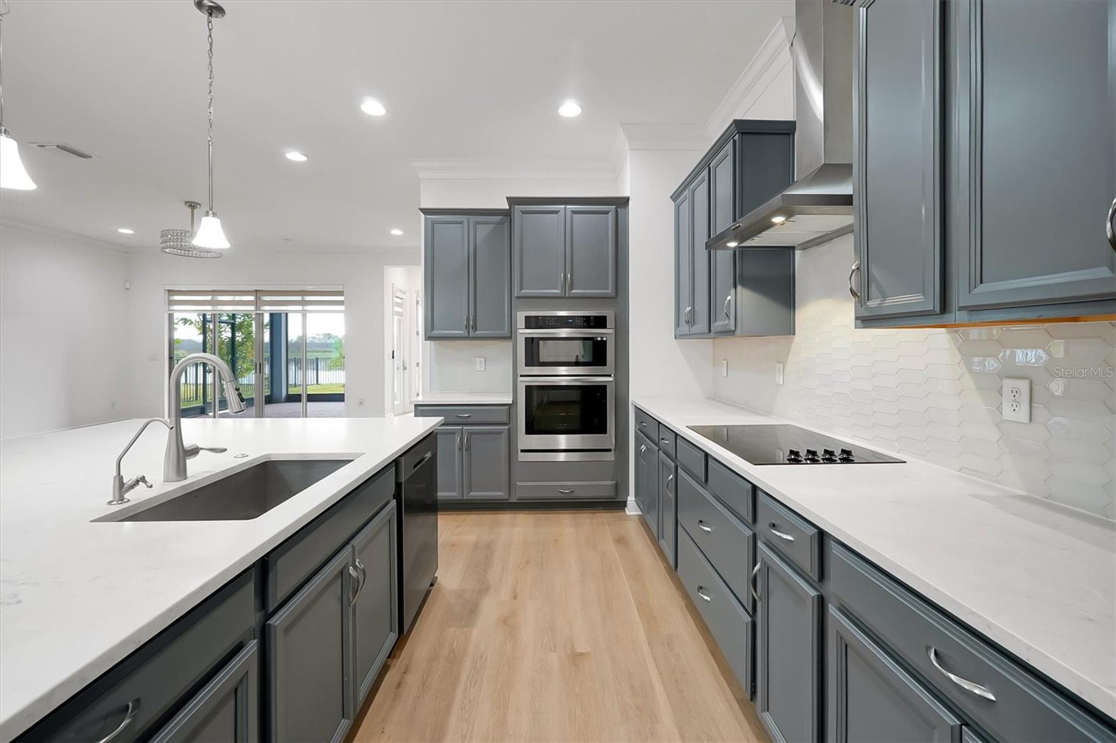 EAGLE CRK VILLAGE I - Residential