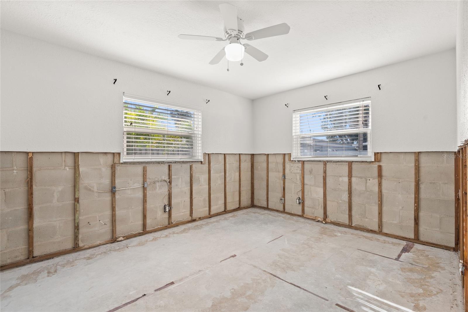 SHOREACRES CENTER - Residential