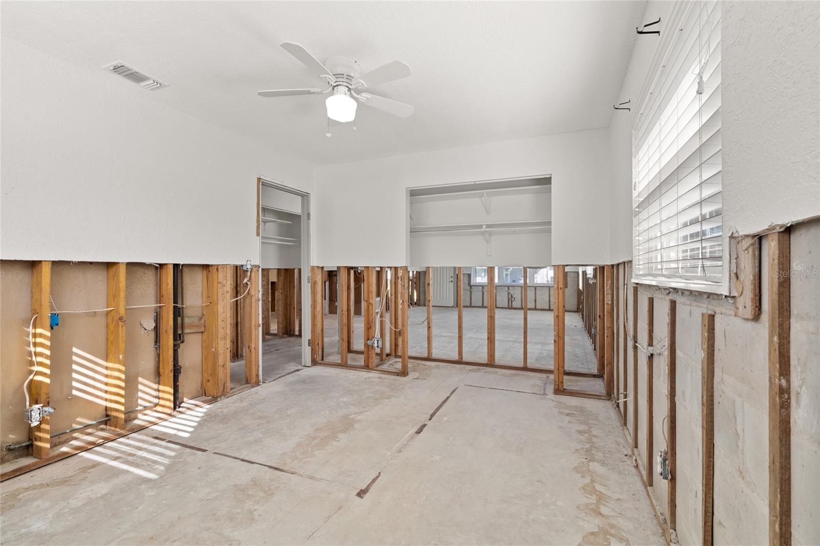 SHOREACRES CENTER - Residential