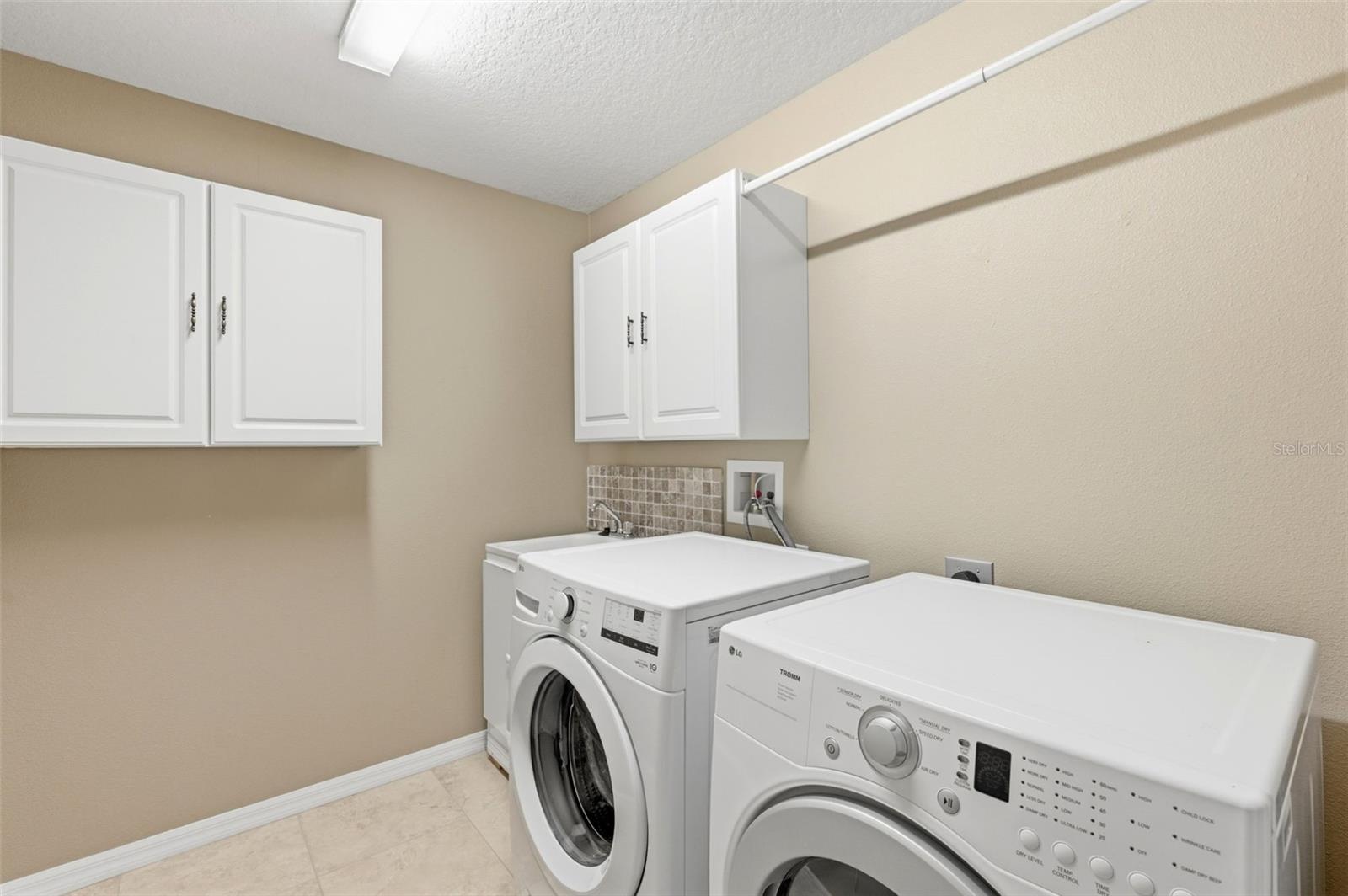 HERITAGE SPGS VILLAGE 17 - Residential