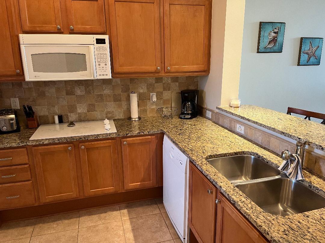 102 YACHT HARBOR DRIVE 375