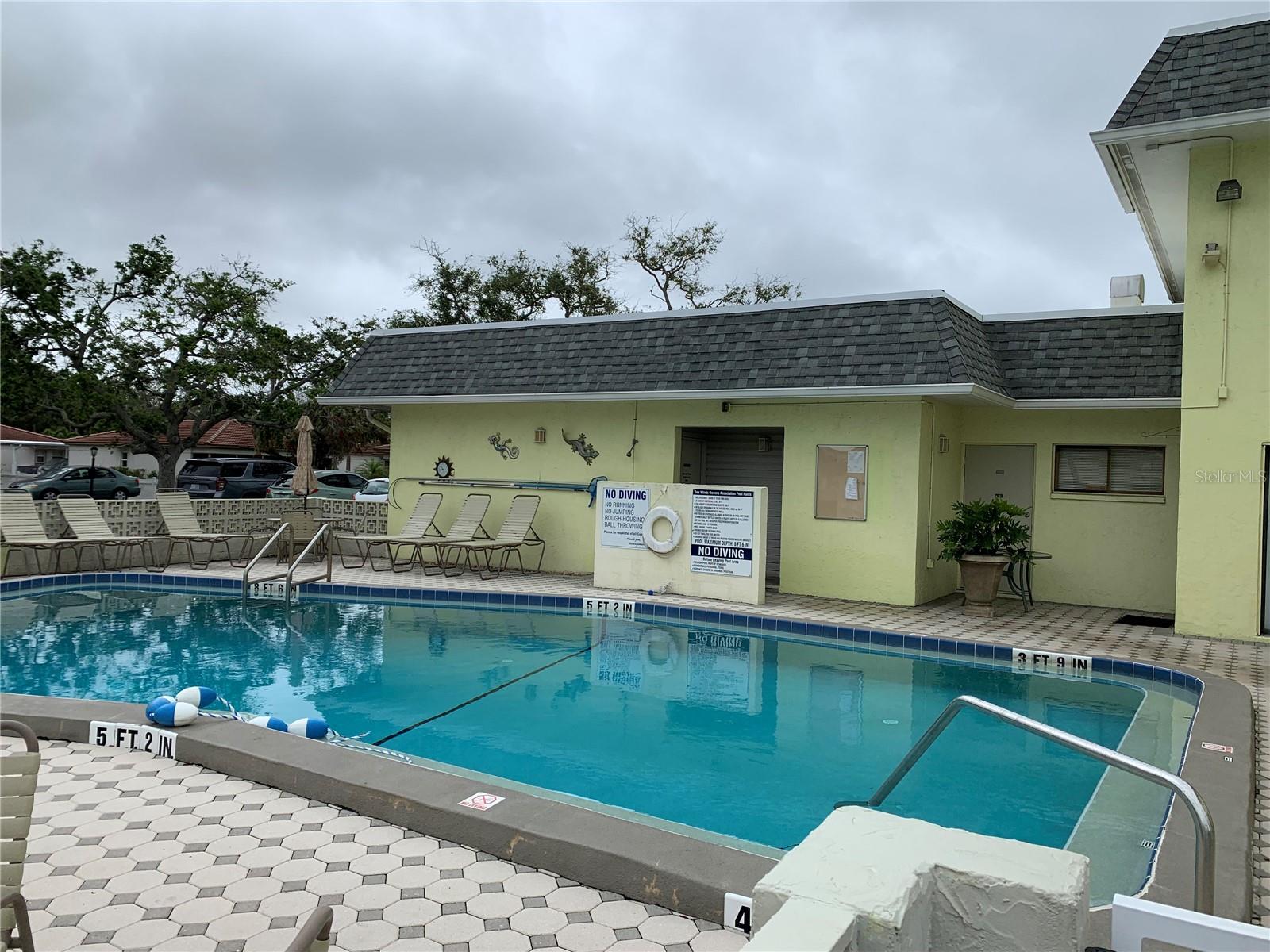 6703 MIDNIGHT PASS ROAD 206