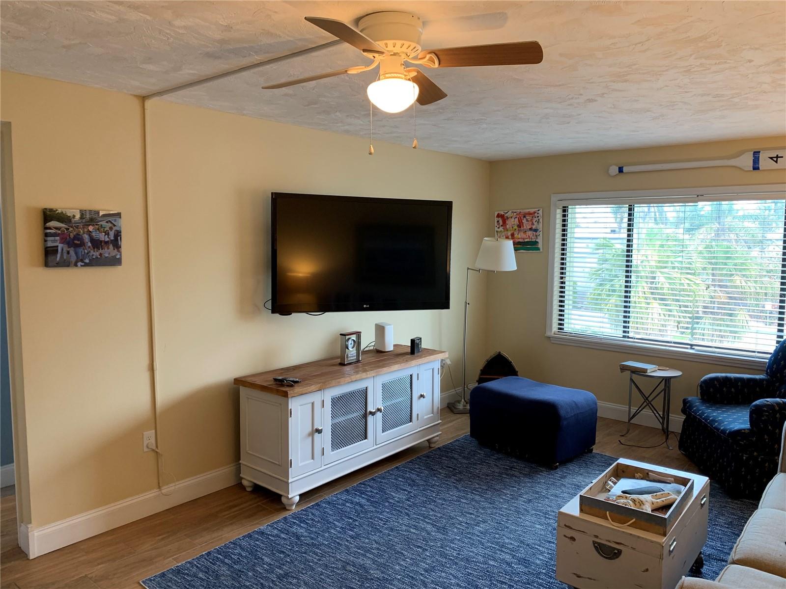 SEA WINDS - Residential