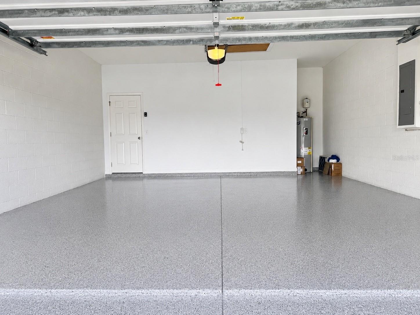 2302 BARRACUDA COURT