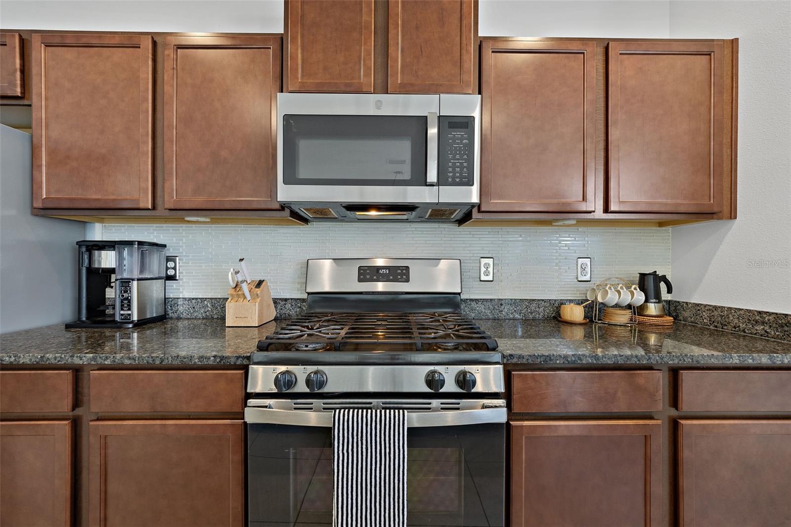 ASTURIA PH 3 - Residential