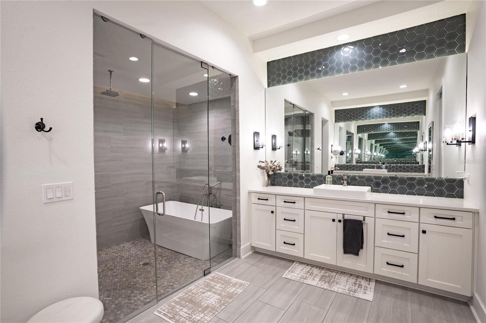 MAGNOLIA FARMS - Residential