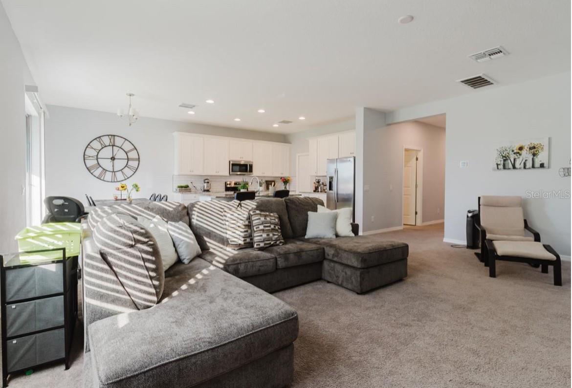 3047 ADAMS CROSS DRIVE