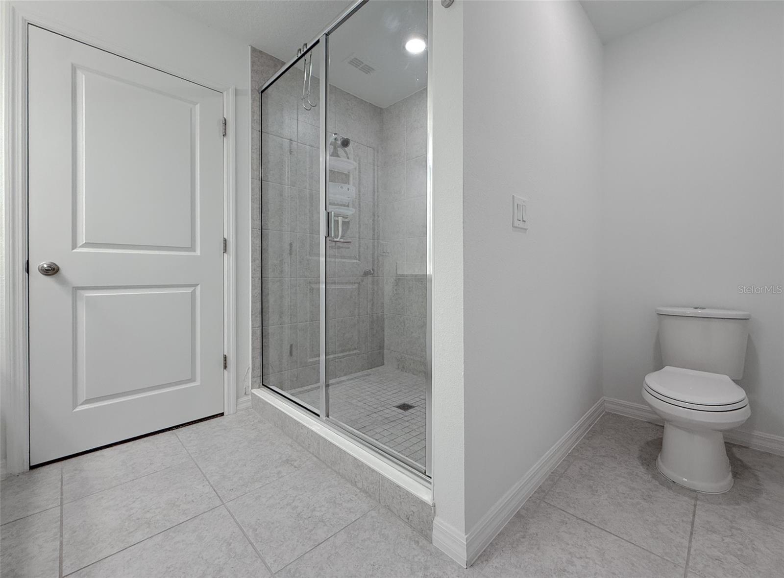 FESTIVAL PH 4 - Residential