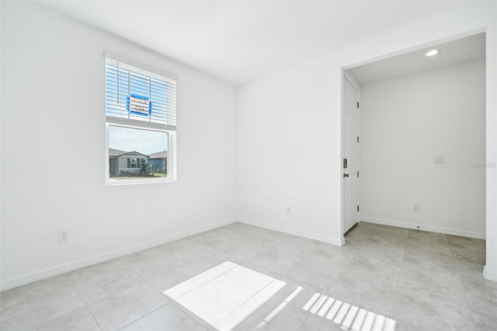 4709 JASMINE CIRCLE