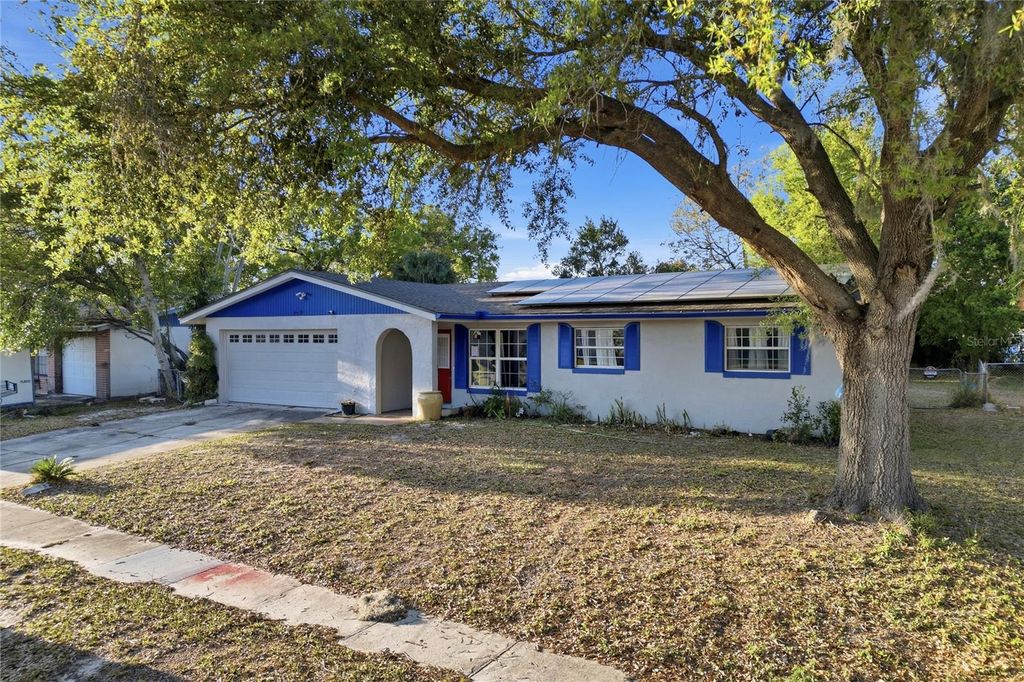 Photo of 2715 Elmhurst Circle, Orlando, FL 32810 (MLS # S5147414)