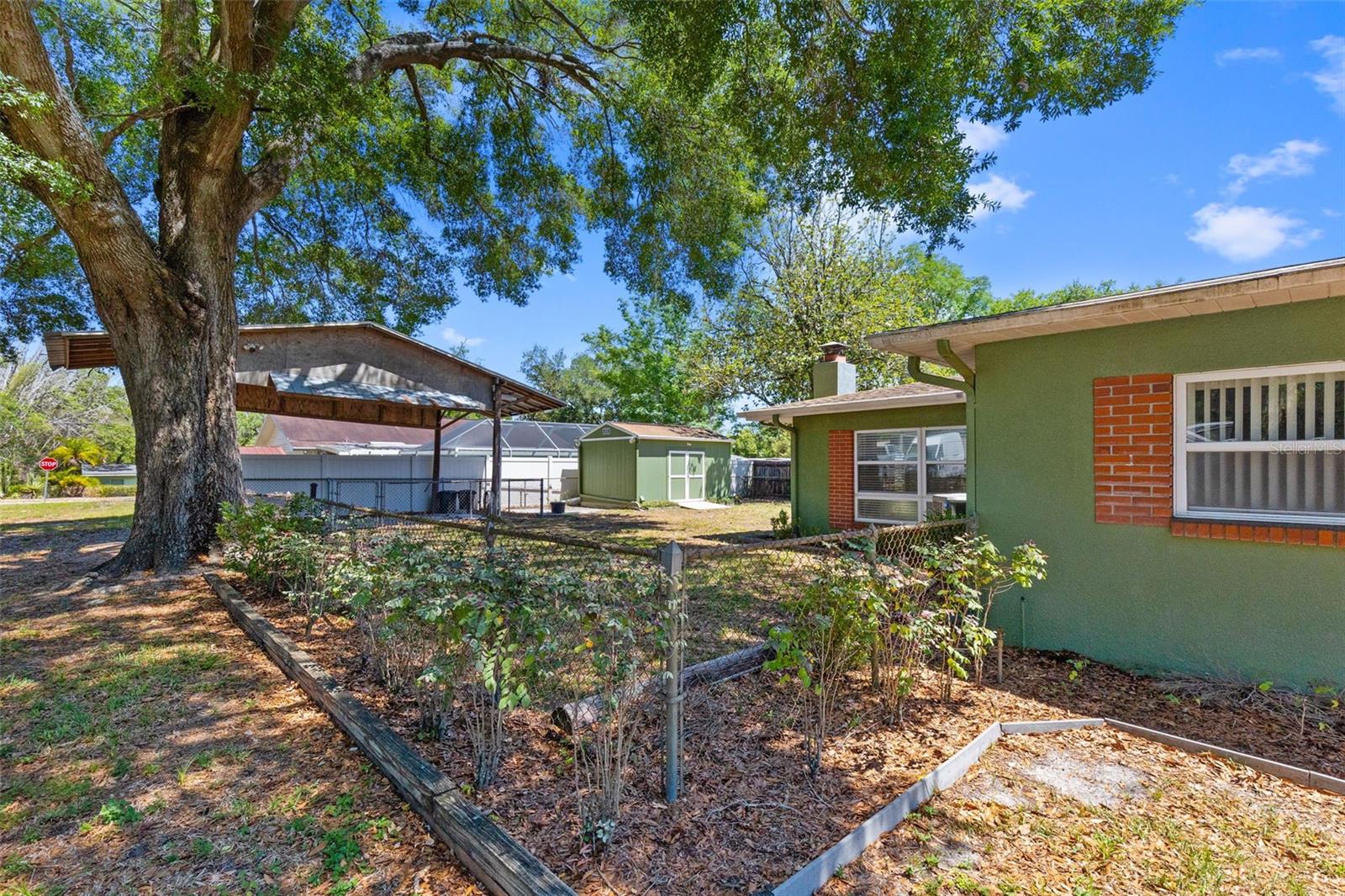 TAMPAS NORTH SIDE CNTRY CL - Residential